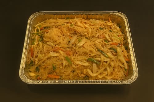 Taiwanese Stir-Fried Rice Vermicelli w/ Meat Sauce / (歡樂餐)台式炒米粉(含豬肉與蝦米)